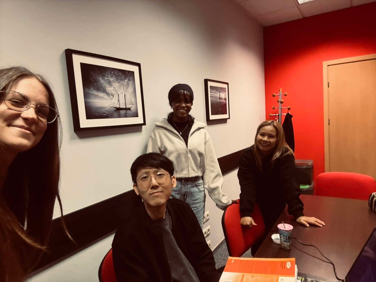 02fa392ea89699aa315640a274bd1275 (2)